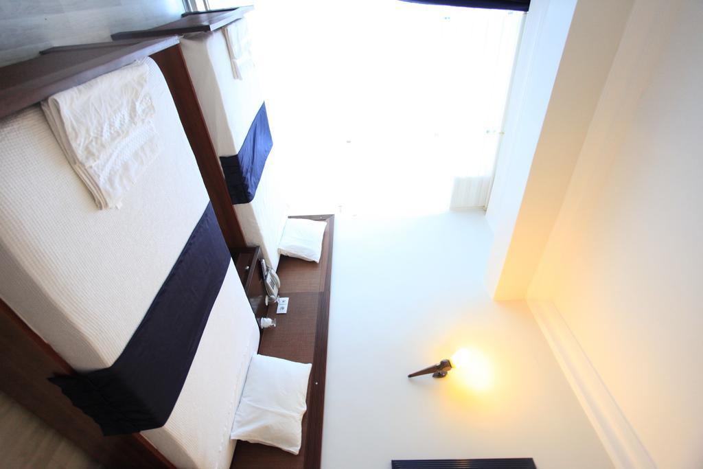 سانليورفا Hotel Grand Urhay الغرفة الصورة
